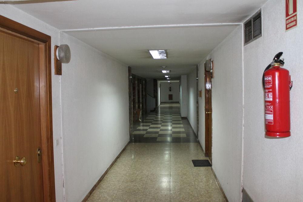 Apartamentos Rialto Madrid Eksteriør billede