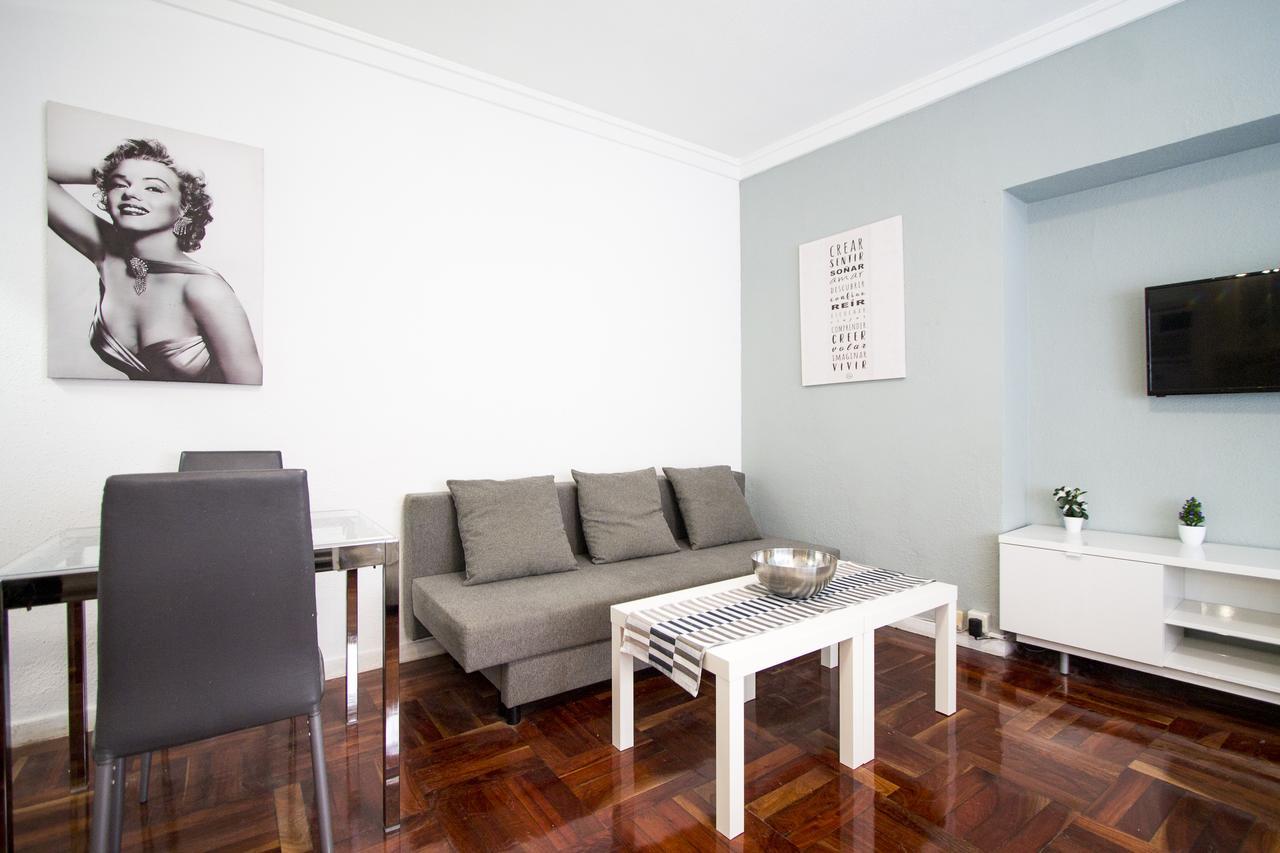 Apartamentos Rialto Madrid Eksteriør billede