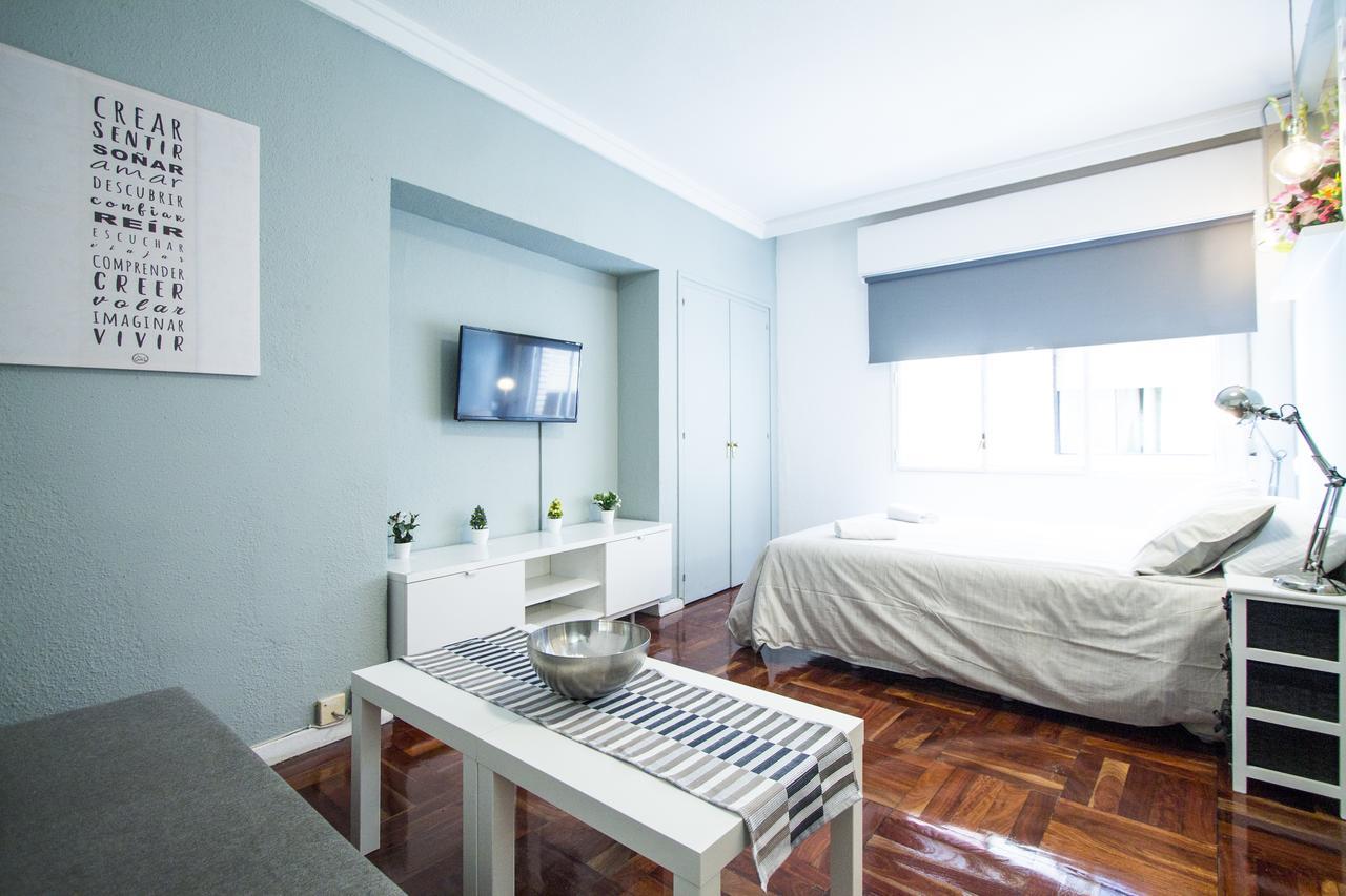 Apartamentos Rialto Madrid Eksteriør billede